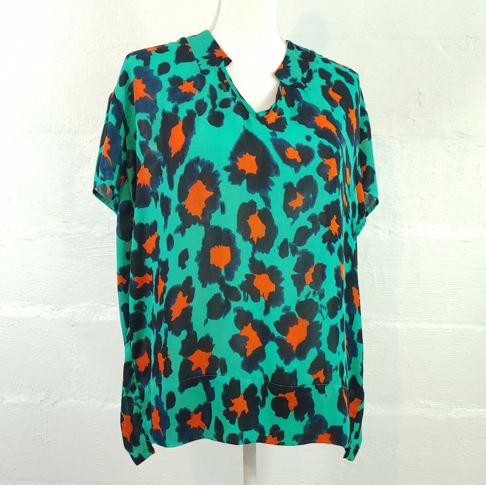 CABI PULLOVER TOP (999)
